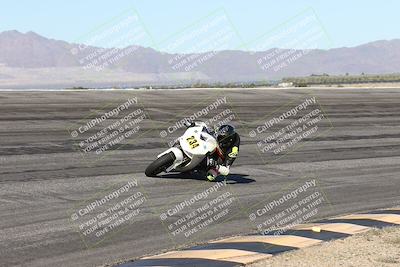 media/Jan-16-2026-CVMA Friday Practice (Fri) [[6f2bf47531]]/5-Racer 4-Trackday1/Session 2 (Bowl)/